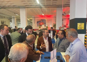 Genel Başkanımız Halil İbrahim Ece, Ana Sigorta A.Ş'nin açmış olduğu oto servis açılışına katıldı.